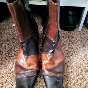Boots size 7